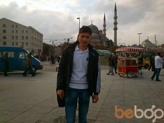  3196956  Murad, 40 ,    