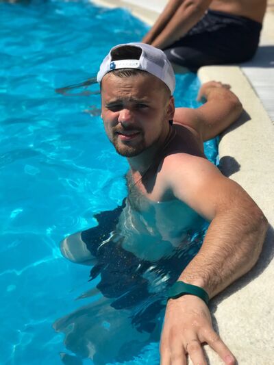  ,   Oleg, 40 ,   ,   
