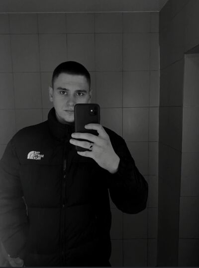  ,   Vlad, 22 ,   ,   