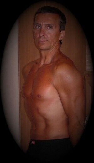 ,   Ffostan, 49 ,   