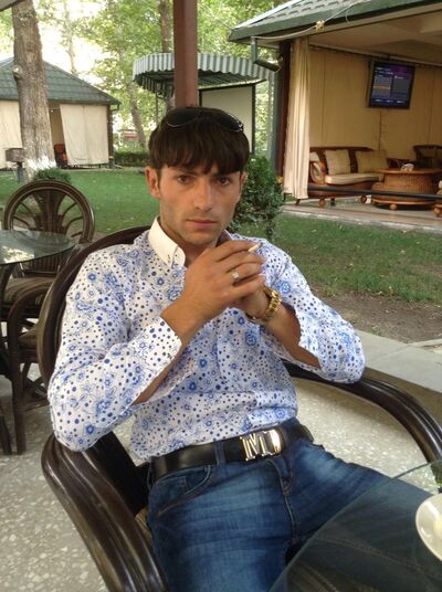  ,   TIKO, 33 ,  