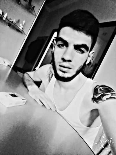  ,   Luca, 28 ,   