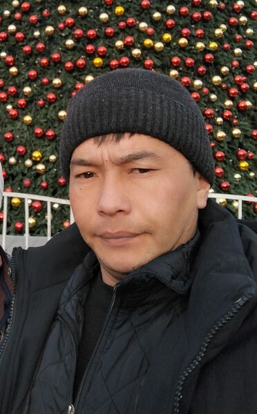  ,   Bolotbek, 32 ,   ,   