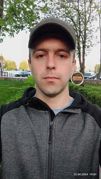  ,   Vladimir, 28 ,   ,   