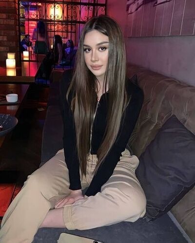  ,   Roksi, 27 ,   ,   