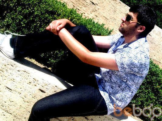  ,   Levon, 33 ,  