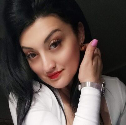  ,   Liuda, 40 ,   ,   