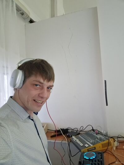  ,   Vlad, 35 ,   ,   , c 