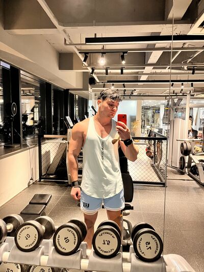  ,   Farrux, 25 ,   ,   
