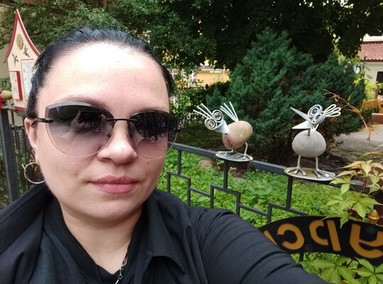  ,   Ekaterina, 39 ,  