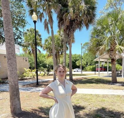  Abrest,   Alice, 39 ,   ,   