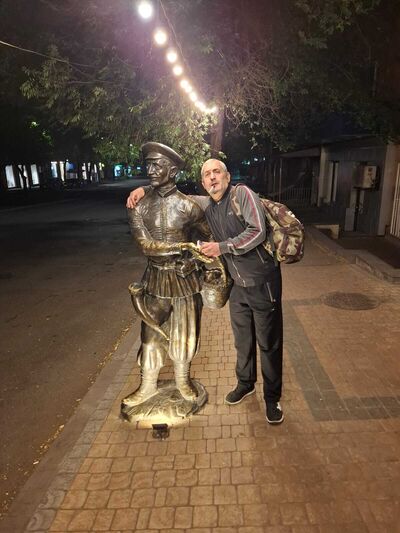  ,   Vladimir, 43 ,   ,   