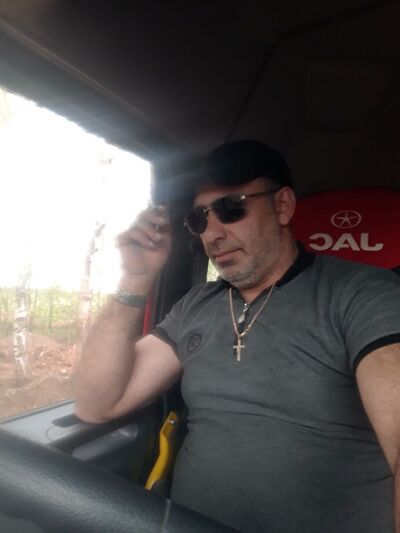  ,   Hrant, 43 ,   ,   