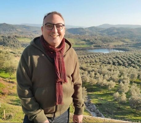  ,   Collins Davi, 60 ,     , c 