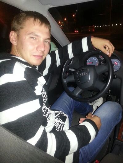  ,   Viktor, 32 ,   ,   , c , 