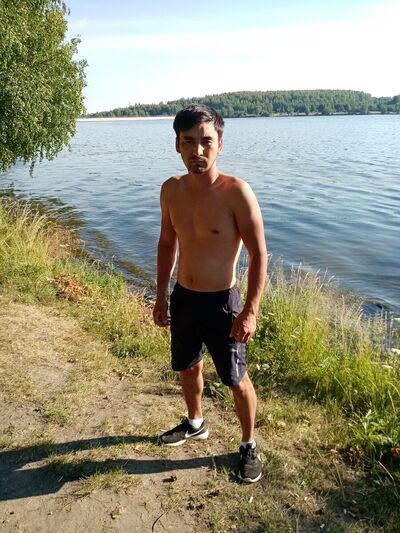  ,   Shoxruh, 33 ,   ,   , c 