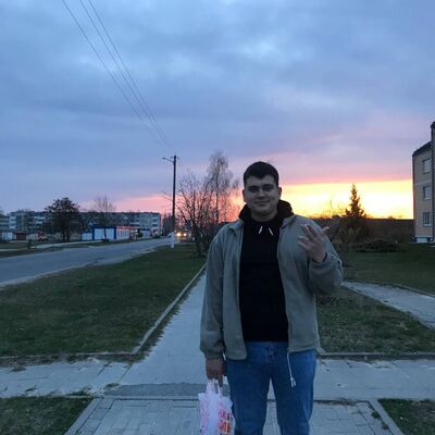  ,   Kirill, 25 ,   ,   