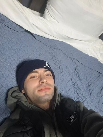 -,   Vanlav, 32 ,   ,   , c 