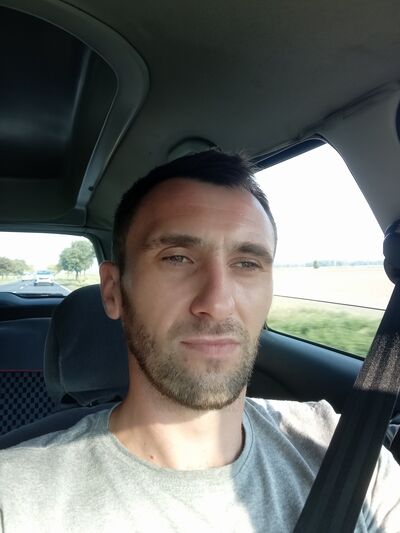  ,   Mark, 34 ,   ,   
