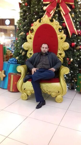  ,   Koly Titka, 32 ,   ,   , c 
