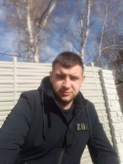  ,   Alex, 27 ,  