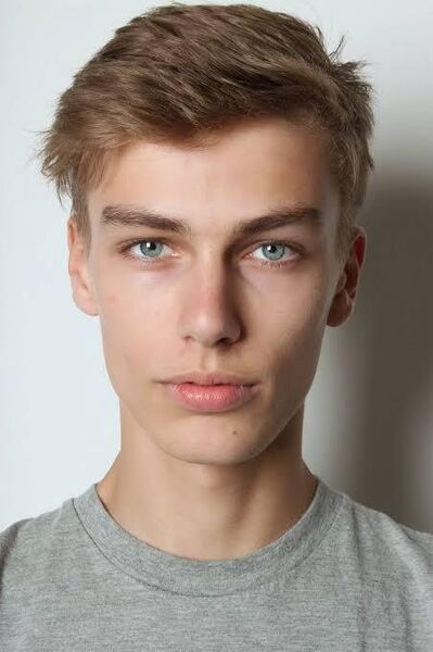  ,   Peter, 25 ,   ,   