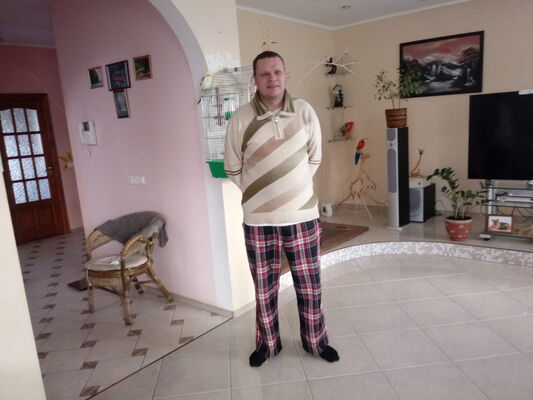  ,   Oleg, 47 ,   ,   , c 