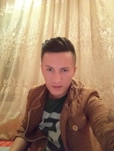  ,   Weyx, 33 ,   