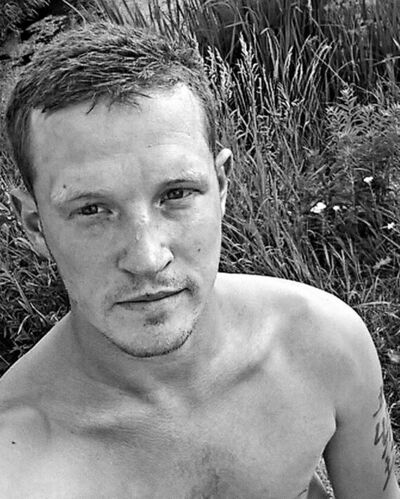  -,   Patrik, 33 ,   ,   