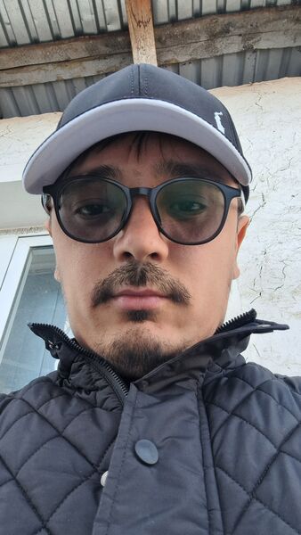  ,   Xasan, 37 ,   ,   