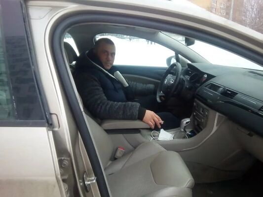  ,   Sergey, 46 ,   c 