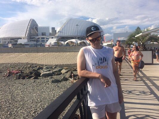  ,   Nikolas, 25 ,   ,   , c 