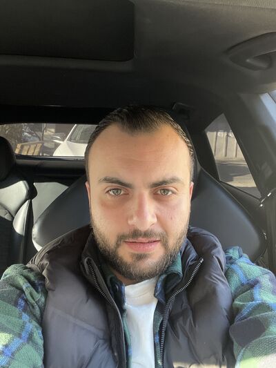  ,   Tony, 31 ,   ,   