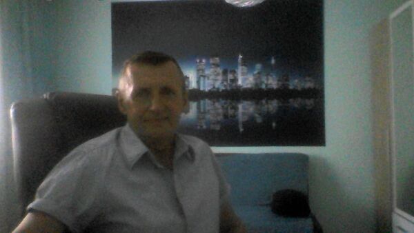  ,   Eugen, 68 ,   