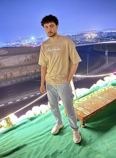  ,   Mhmd ELSayed, 24 ,   ,   