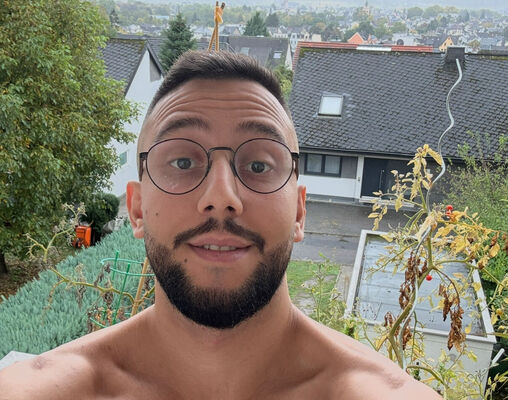  ,   Rafael, 35 ,   ,   