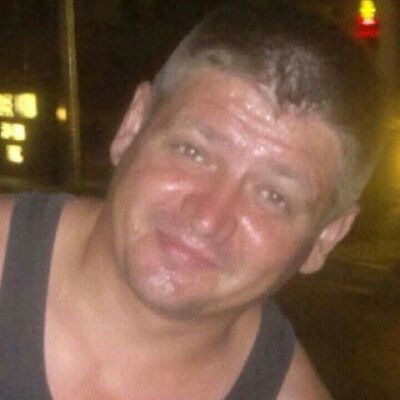  ,   Denis, 47 ,   ,   , c 
