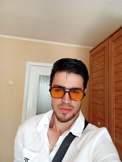  Belpasso,   Emin, 26 ,   ,   