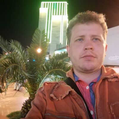  ,   Maksim, 37 ,  