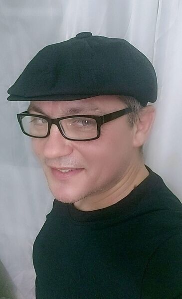  ,   Viktor, 48 ,   ,   , c , 