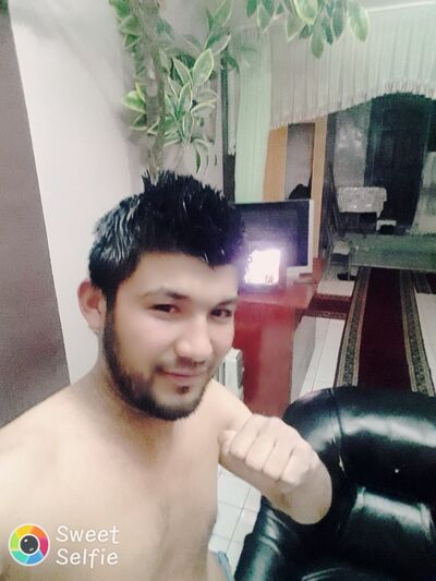  ,   Esmir, 35 ,  