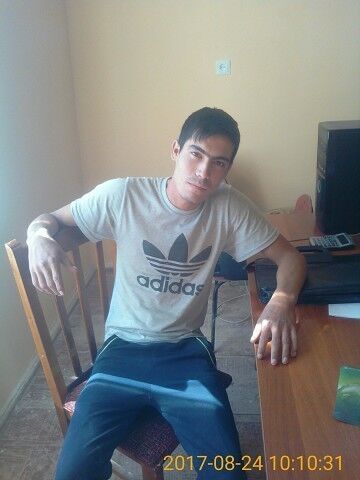  ,   Alijon, 30 ,   