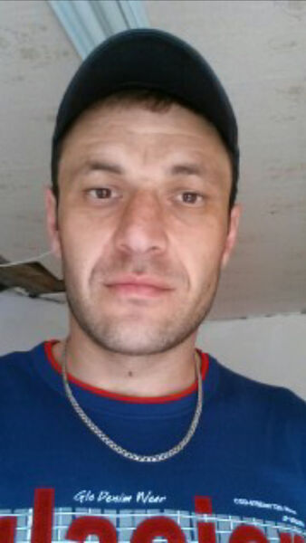  ,   Azret, 41 ,     , c 
