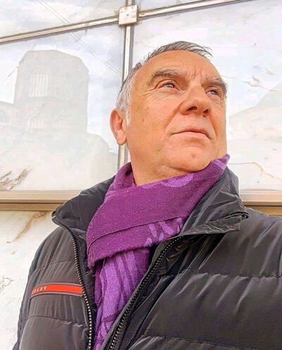  ,   MarkDave, 60 ,   ,   