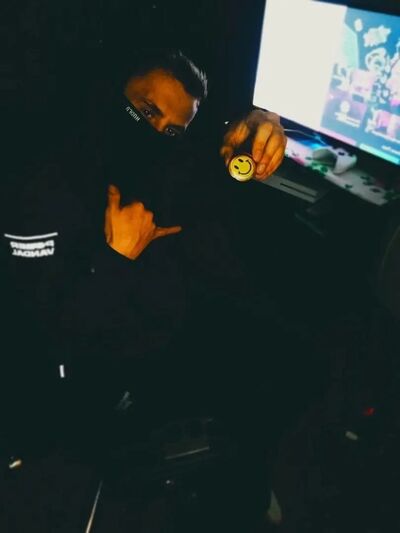  ,   Boris, 28 ,   ,   