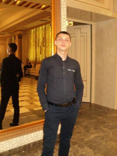  ,   Sergiu, 36 ,   