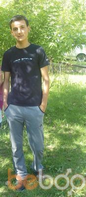  ,   Don, 32 ,   
