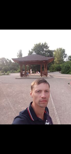   ,   Alex, 38 ,   ,   