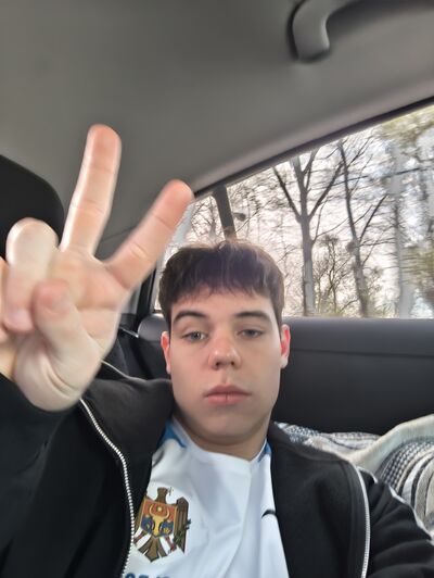  ,   Ivan, 18 ,   ,   
