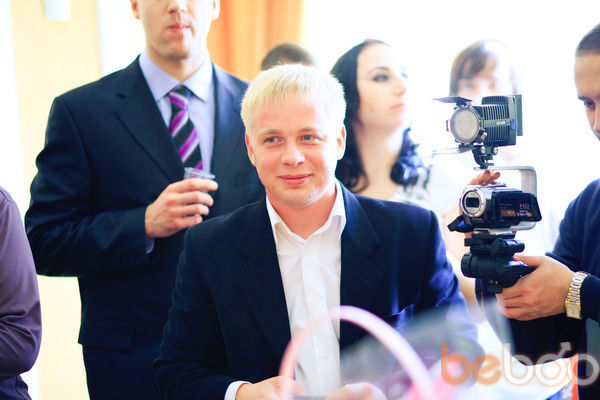  ,   Kiril, 40 ,  